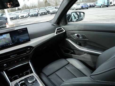 Used 2025 BMW 330i xDrive Sedan image 46