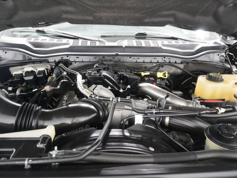 Used 2019 Ford F250 Lariat w/ Lariat Ultimate Package AWD/4WD image 37