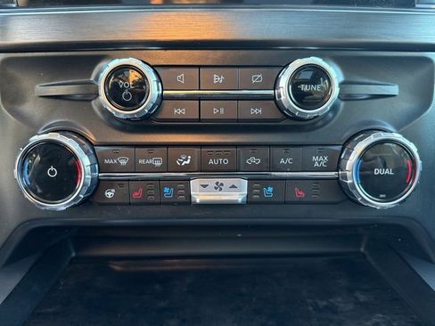 Used 2024 Ford F350 Lariat w/ Lariat Ultimate Package image 18