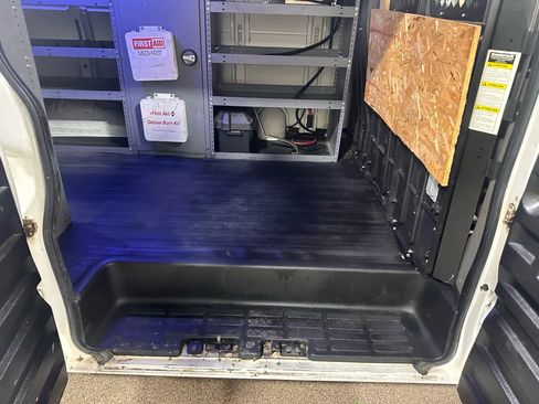 Used 2013 GMC Savana 1500 AWD image 27