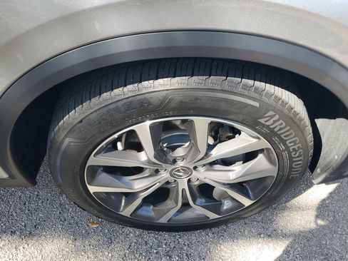 Certified 2024 Acura MDX FWD w/ Technology Package image 10