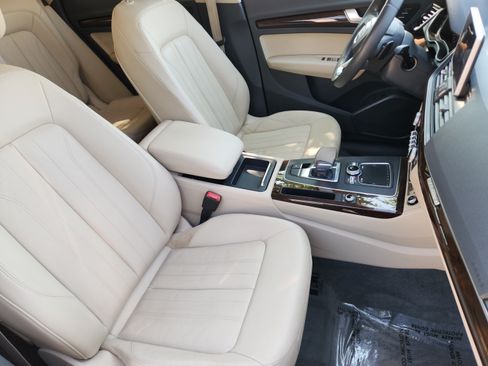Used 2018 Audi Q5 2.0T Premium AWD/4WD image 6