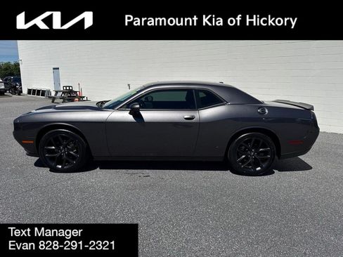 Used 2022 Dodge Challenger SXT w/ Blacktop Package RWD image 4