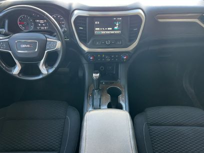 Used 2018 GMC Acadia SLE