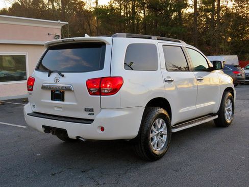 Used 2014 Toyota Sequoia Platinum image 7