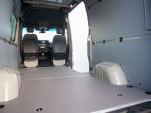 New 2025 Mercedes-Benz Sprinter 2500 image 33