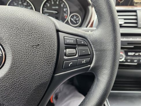 Used 2016 BMW 320i 320i image 29