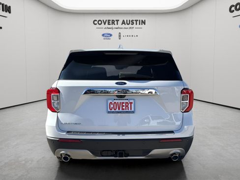 Used 2022 Ford Explorer Limited w/ Limited Technology Package image 4