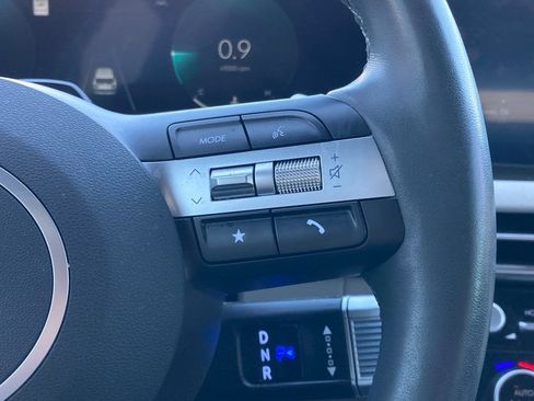 Used 2025 Hyundai Tucson Limited image 18