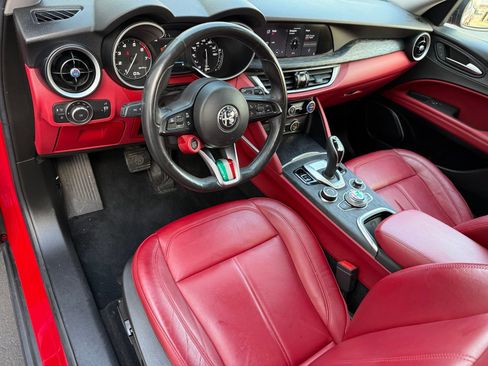 Used 2021 Alfa Romeo Stelvio Sprint w/ Nero Edizione AWD/4WD image 12