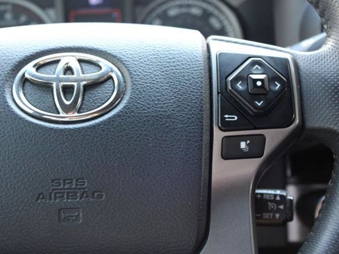 Used 2017 Toyota Tacoma Limited w/ Tow Package AWD/4WD image 19