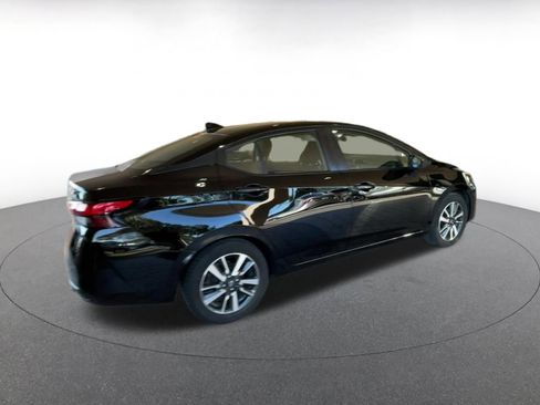 Used 2025 Nissan Versa SV image 15