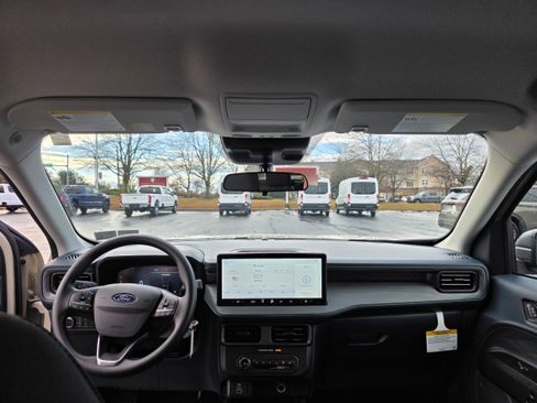 New 2025 Ford Maverick XL w/ Equipment Group 102A image 12