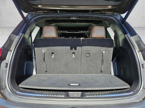 Used 2022 Kia Telluride SX w/ SX Prestige Package AWD/4WD image 6