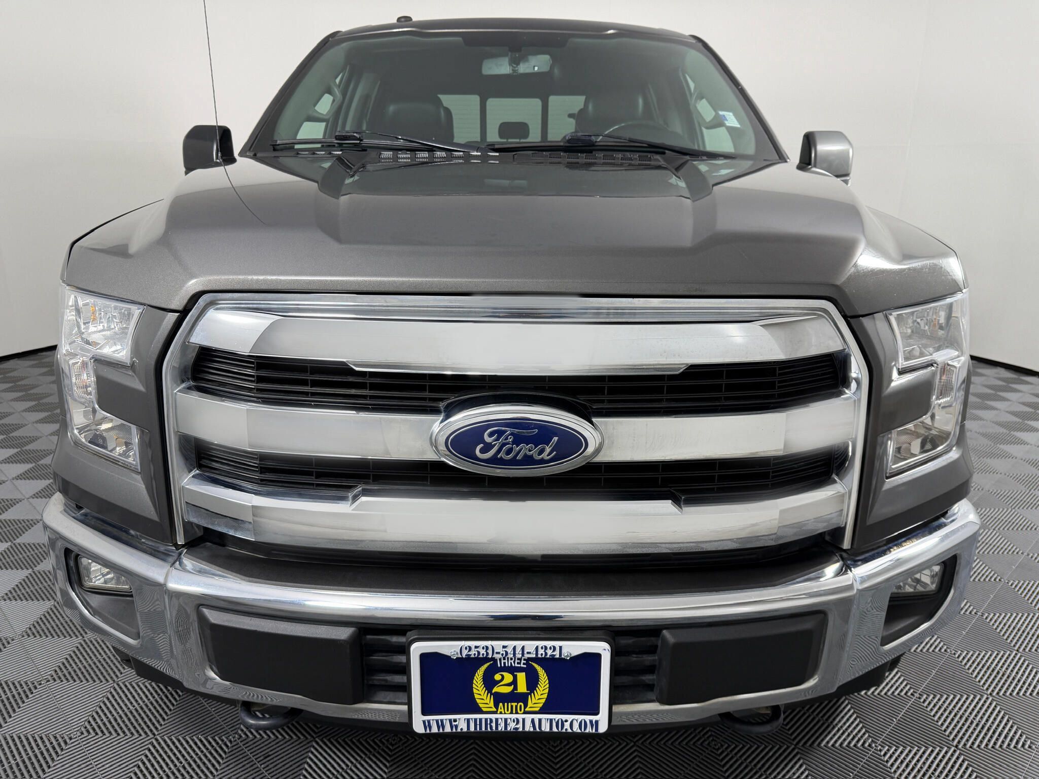 Used 2017 Ford F150 Lariat w/ Equipment Group 501A Mid AWD/4WD image 3