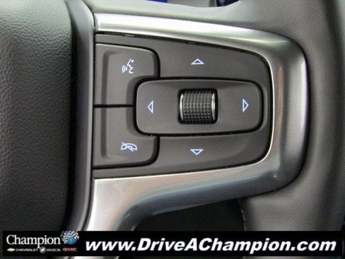 Certified 2025 Chevrolet Silverado 1500 LTZ image 34