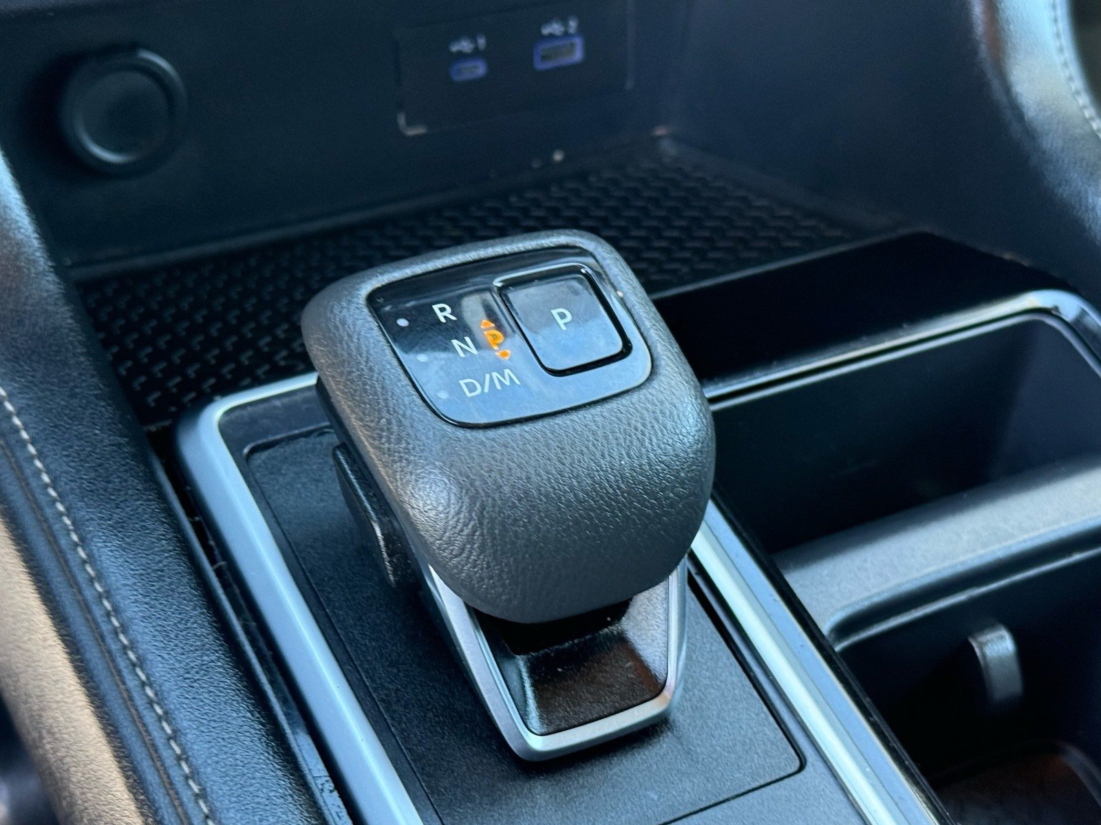 Used 2025 Nissan Pathfinder SV AWD/4WD image 25