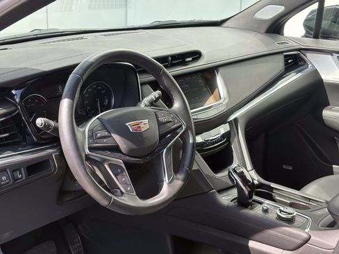 Certified 2023 Cadillac XT5 Premium Luxury AWD/4WD image 15