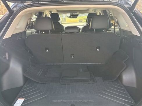 Used 2024 Kia Sportage SX image 5