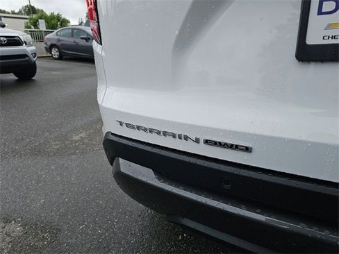 New 2025 GMC Terrain Elevation w/ Technology Package II image 15