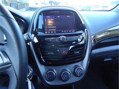 Used 2021 Chevrolet Spark LT FWD image 21