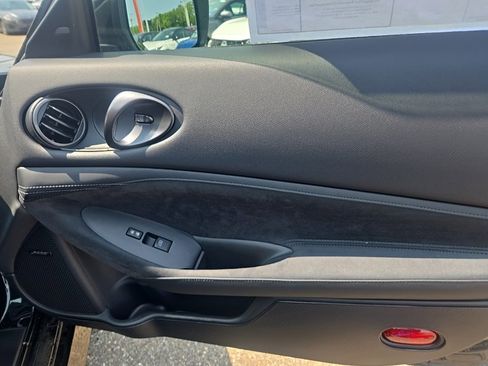 New 2025 Nissan Z Performance w/ Floor Mat Package image 28