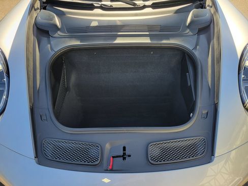 Certified 2022 Porsche 911 GT3 RWD image 33