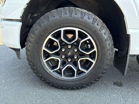 Used 2021 Ford F150 XLT w/ Equipment Group 302A High AWD/4WD image 17