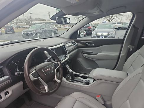 Used 2017 GMC Acadia SLT image 8