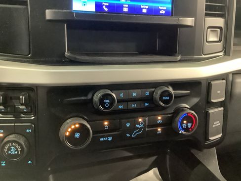 Used 2024 Ford F250 XLT w/ Tremor Off-Road Package AWD/4WD image 21