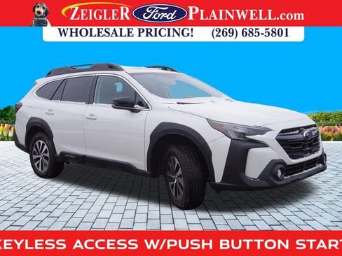 Used 2024 Subaru Outback Premium image 7