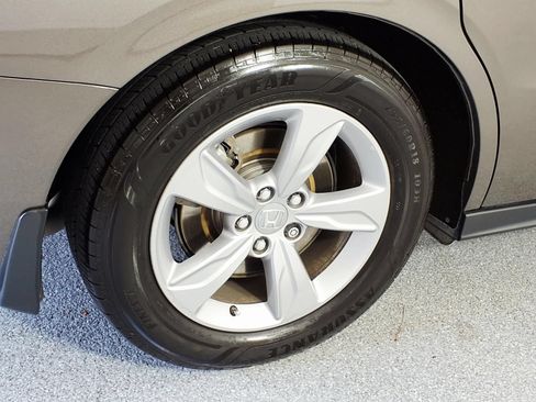 Used 2020 Honda Odyssey EX-L image 5