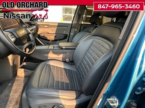 Used 2024 Kia EV9 Land AWD/4WD image 11