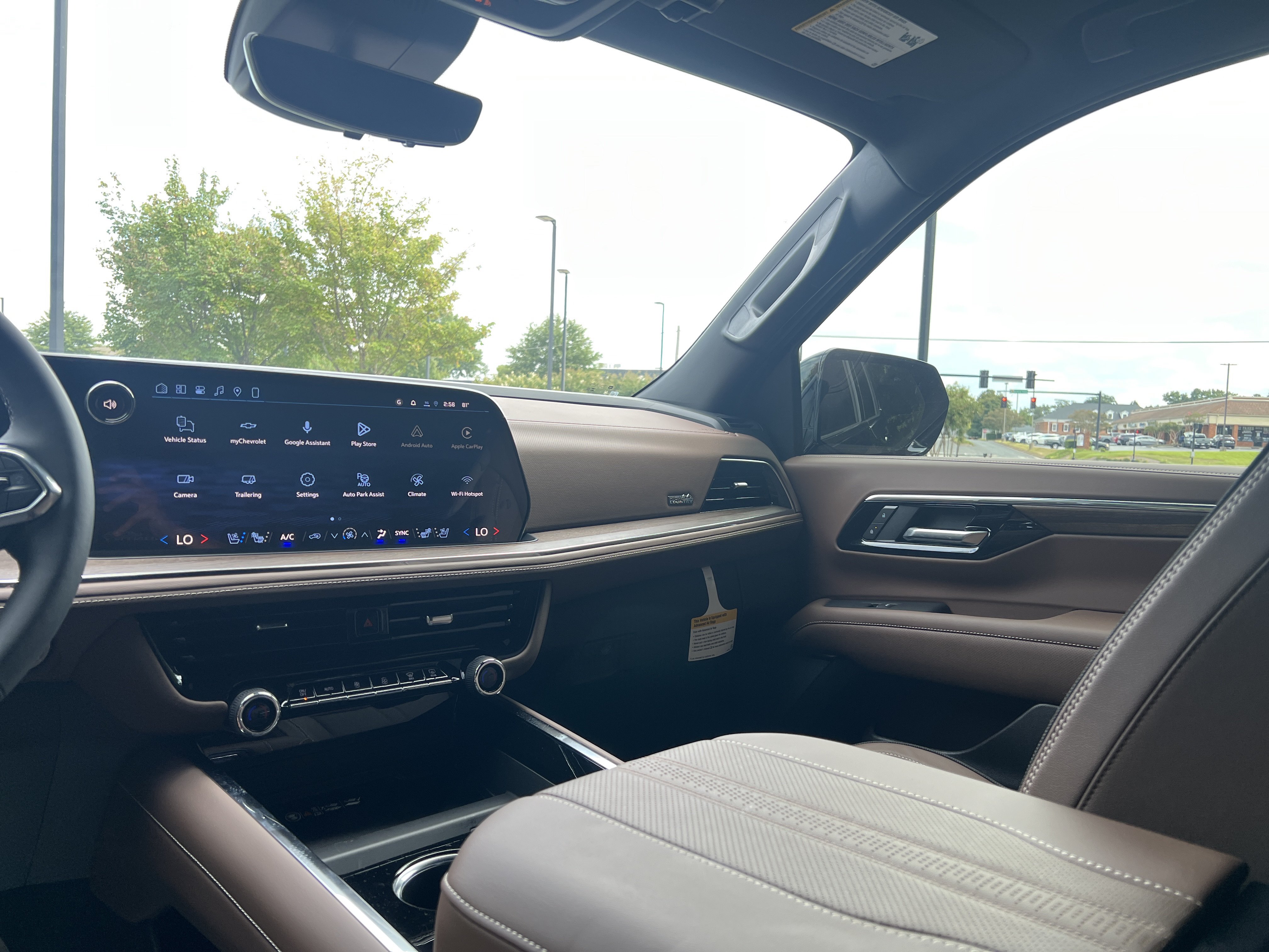 New 2026 Chevrolet Tahoe High Country w/ Sun And Tow Package AWD/4WD image 25