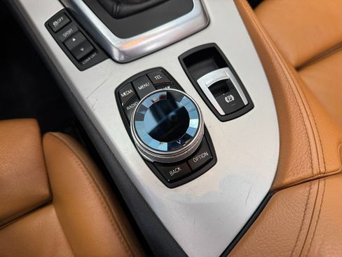 Used 2015 BMW Z4 sDrive28i RWD image 38