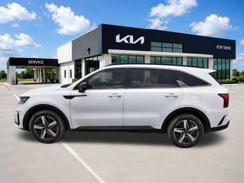Used 2022 Kia Sorento S w/ Panoramic Sunroof Package FWD image 8