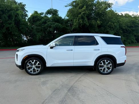 Used 2021 Hyundai Palisade SEL w/ Premium Package FWD image 3