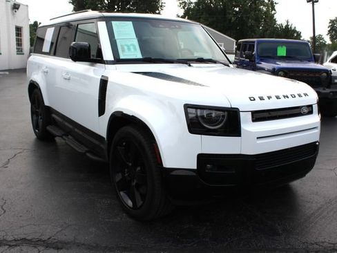 Used 2026 Land Rover Defender 130 V8 AWD/4WD image 5