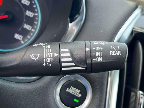 Certified 2023 Chevrolet Traverse RS image 22