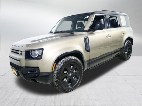 Used 2024 Land Rover Defender 110 X-Dynamic SE image 3