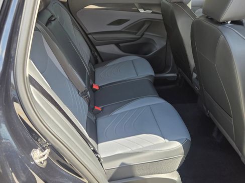 Certified 2026 Volkswagen Tiguan SE FWD image 14
