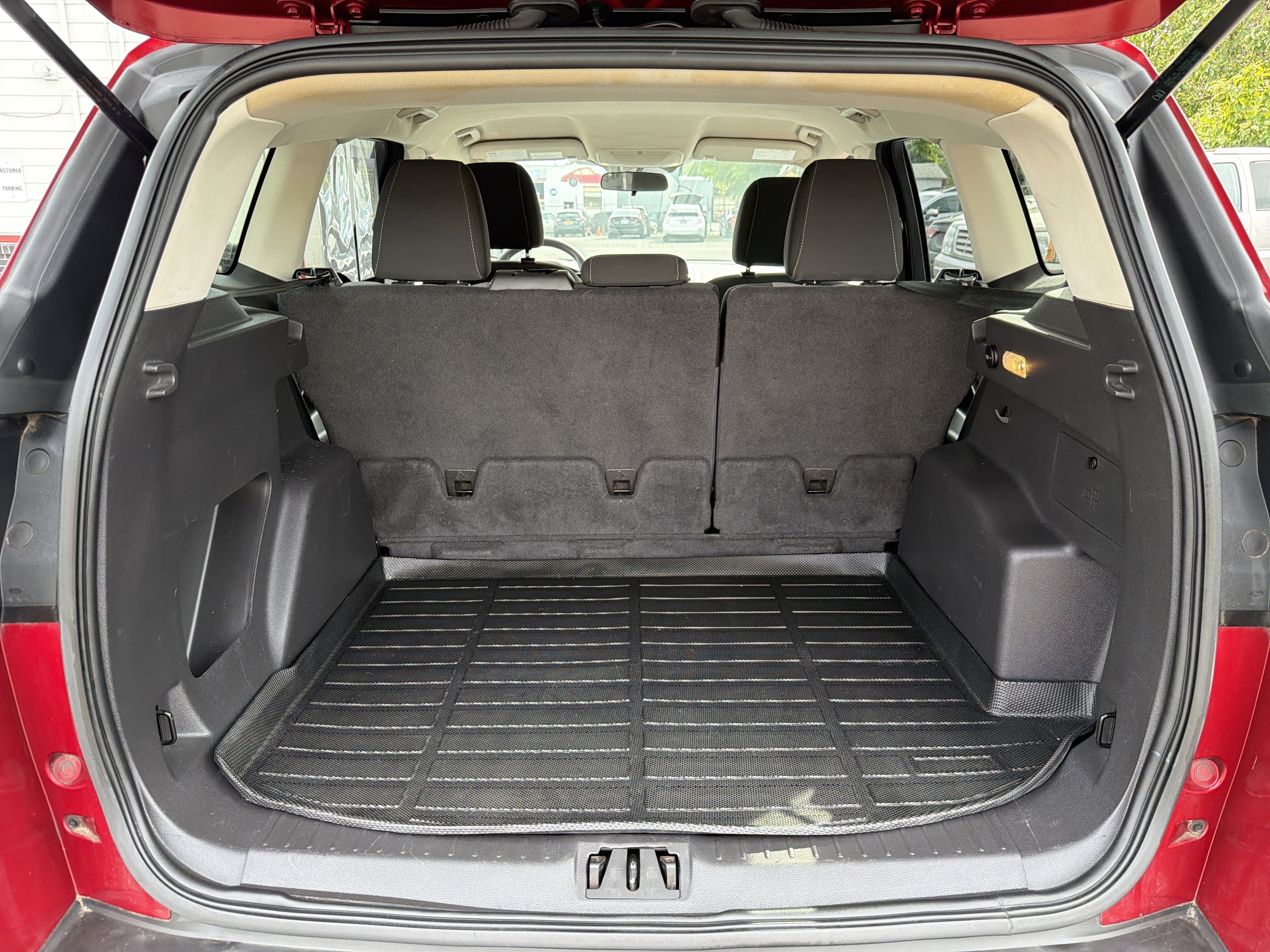Used 2017 Ford Escape SE AWD/4WD image 4