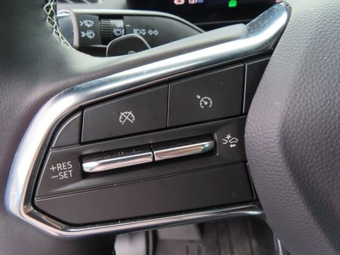 Certified 2025 Chevrolet Silverado EV LT AWD/4WD image 20
