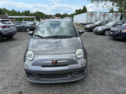 Used 2013 FIAT 500 Abarth w/ Beats Audio Pkg FWD image 4