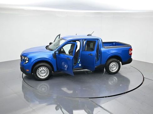New 2025 Ford Maverick XL image 45