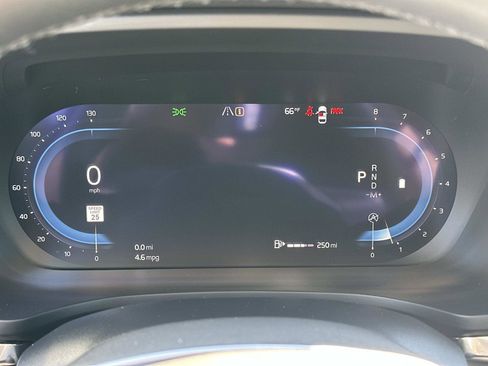 Certified 2023 Volvo V60 B5 Cross Country Ultimate w/ Climate Package image 10