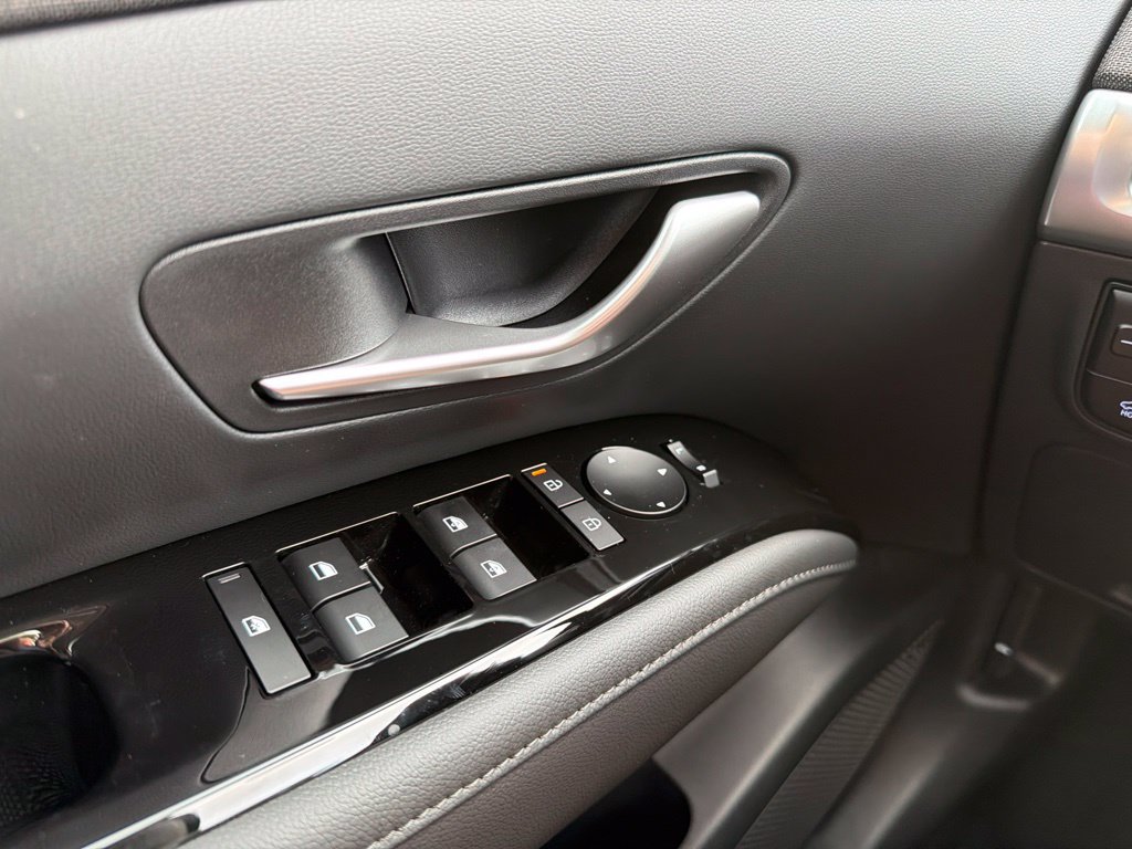 New 2026 Hyundai Tucson Limited AWD/4WD image 32