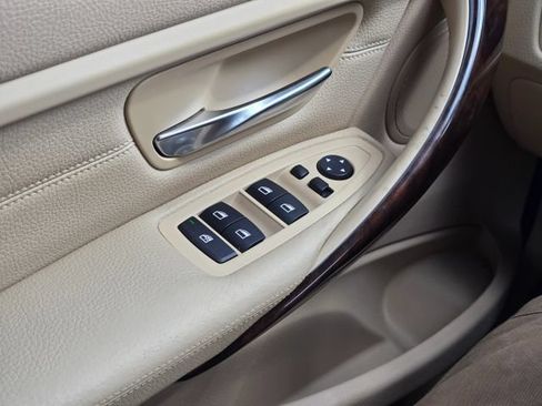 Used 2015 BMW 328i xDrive Sedan AWD/4WD image 35
