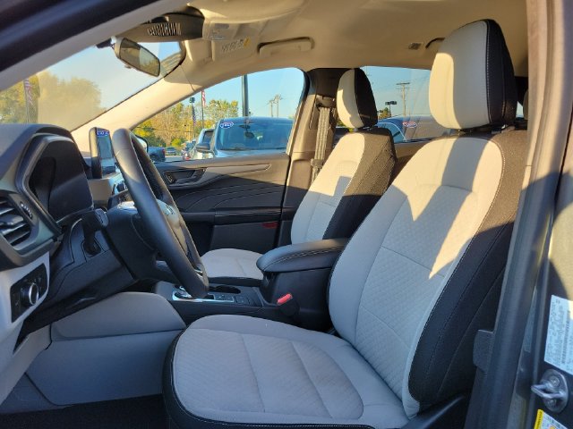 Certified 2023 Ford Escape Active AWD/4WD image 9
