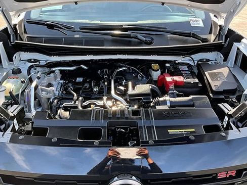 Certified 2025 Nissan Kicks SR image 28